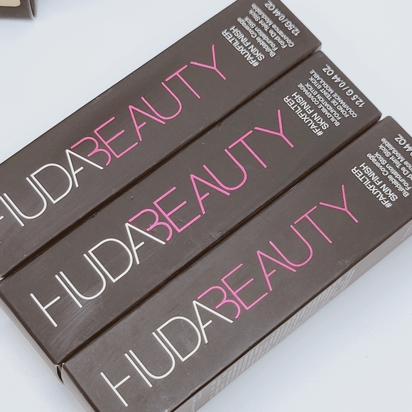 Huda Beauty FauxFilter Skin Finish Buildable Coverage Foundation Stick | BNIB - Picture 12 of 13